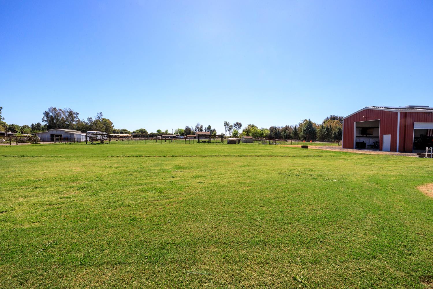 12420 Lancaster Rd, Oakdale, CA 95361