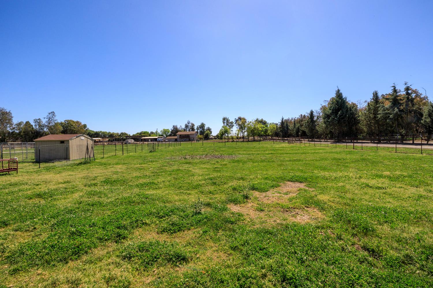 12420 Lancaster Rd, Oakdale, CA 95361