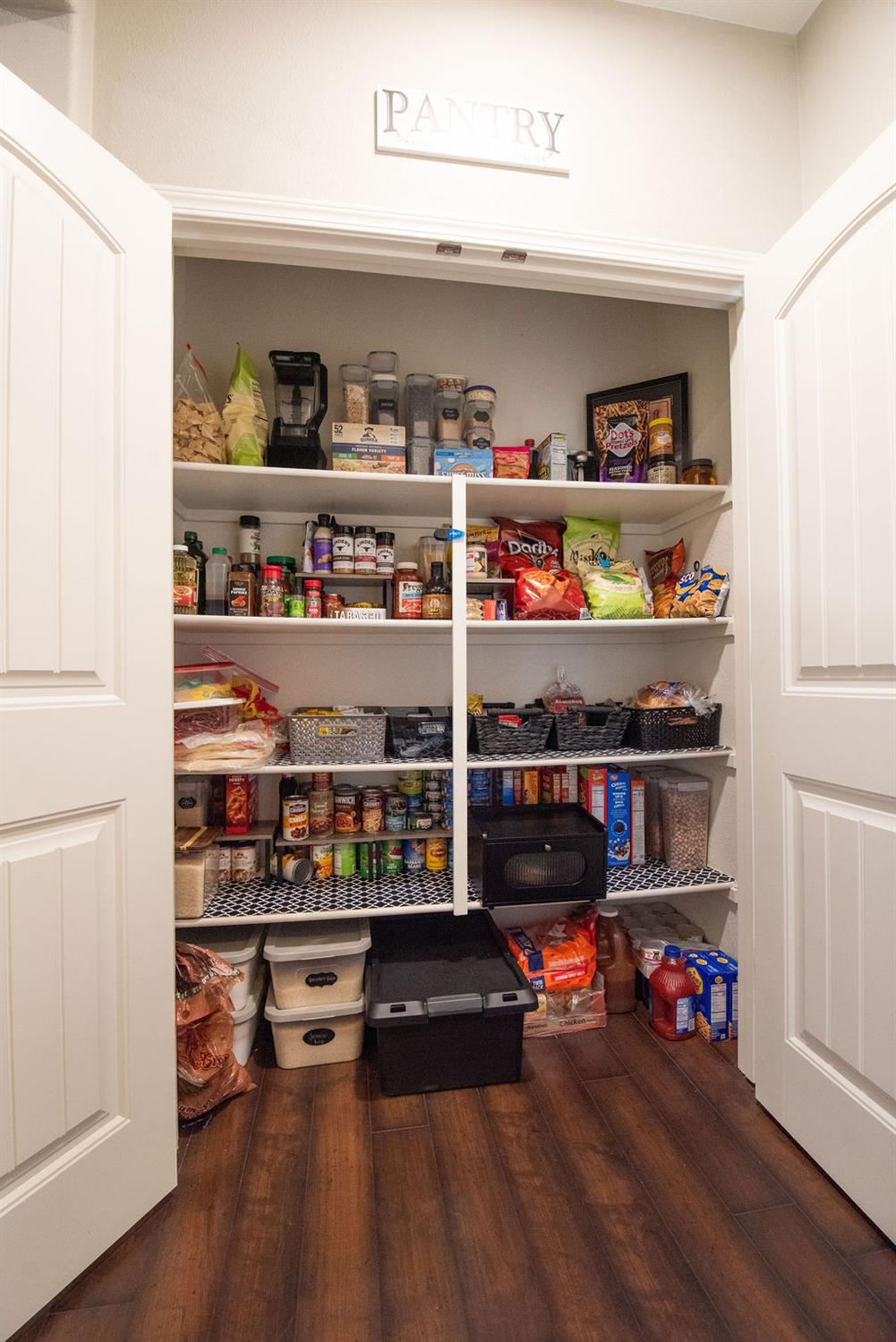 2228 Gallery Dr, Riverbank, CA 95367