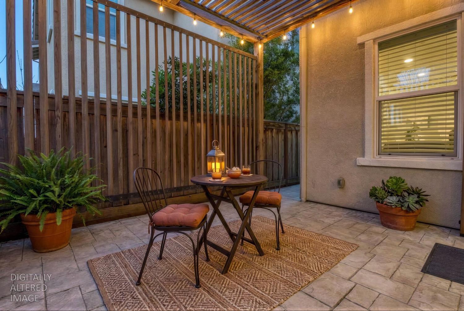 2228 Gallery Dr, Riverbank, CA 95367