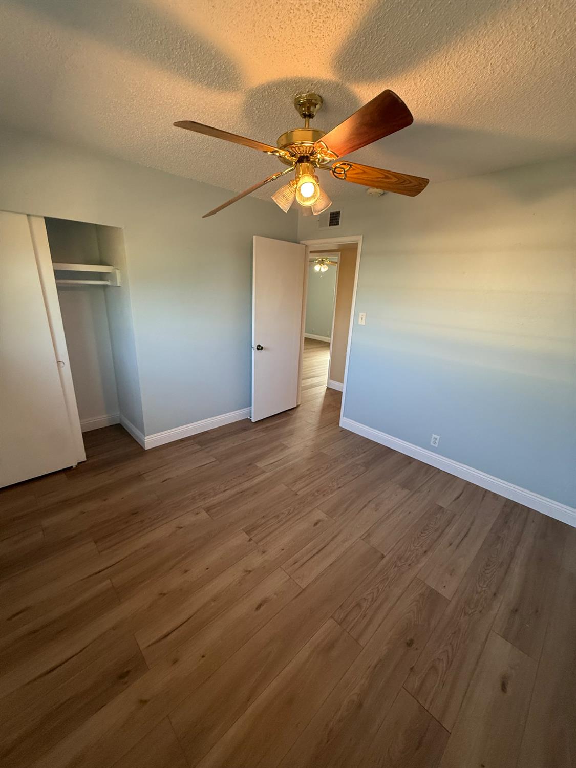 312 N N Santa Ana St, Los Banos, CA 93635