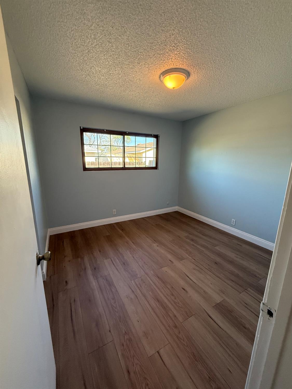 312 N N Santa Ana St, Los Banos, CA 93635