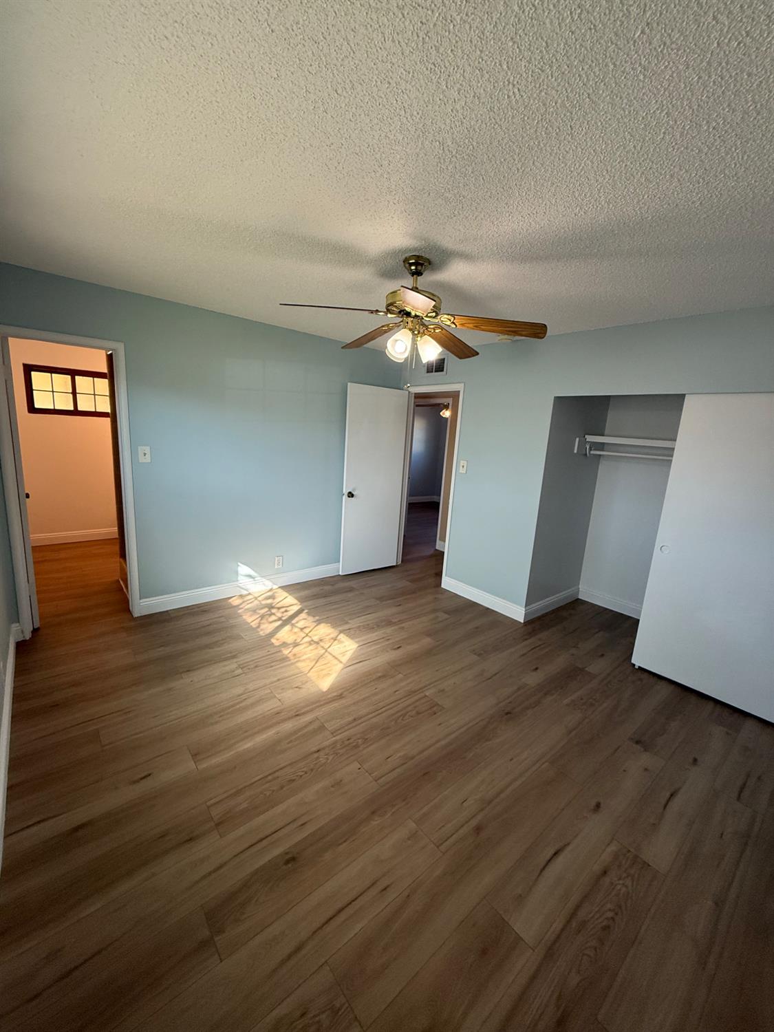 312 N N Santa Ana St, Los Banos, CA 93635