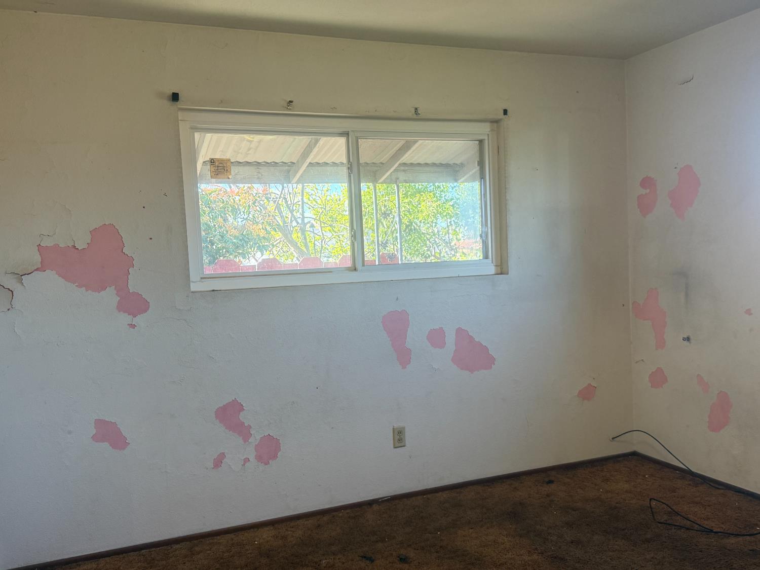 6445 7th St, Riverbank, CA 95367