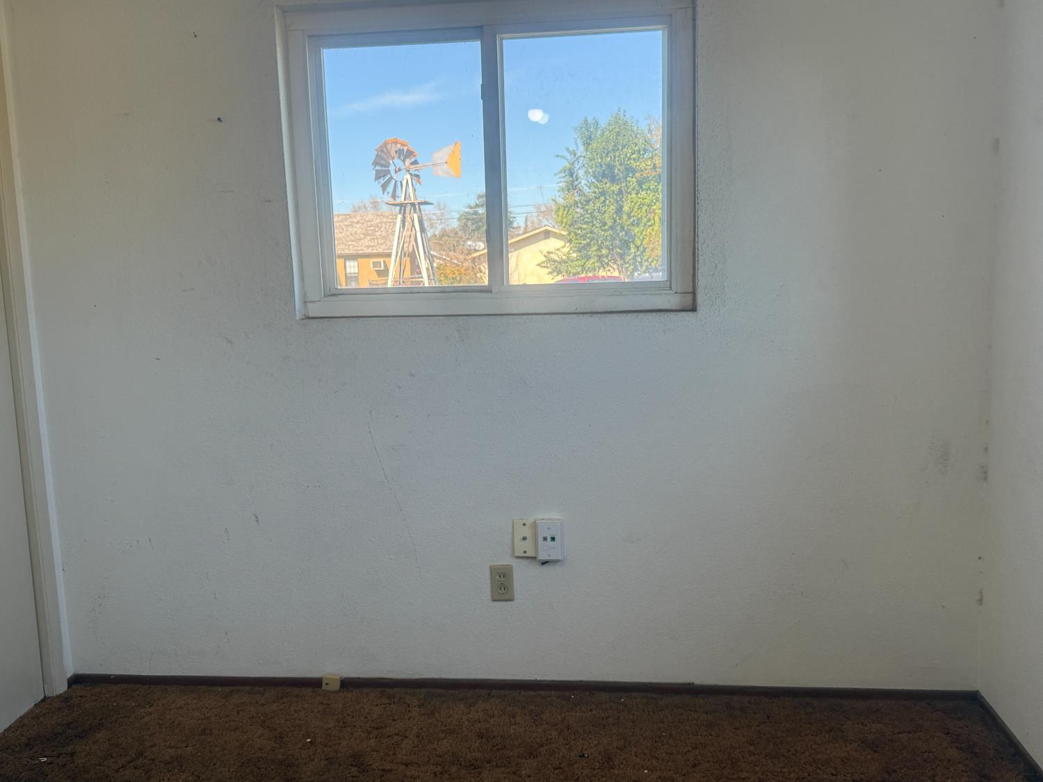 6445 7th St, Riverbank, CA 95367