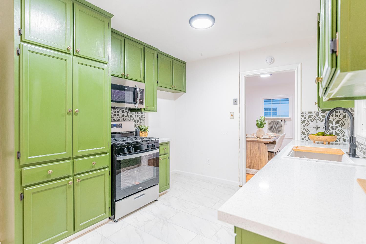 435 Olive Ave, Modesto, CA 95350