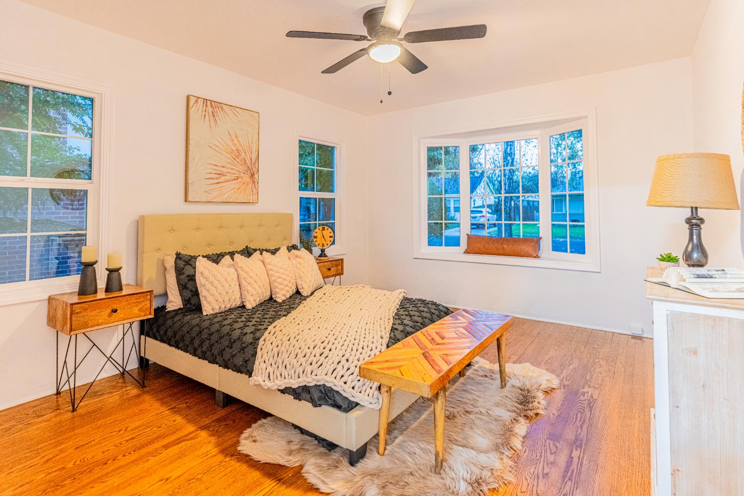 435 Olive Ave, Modesto, CA 95350