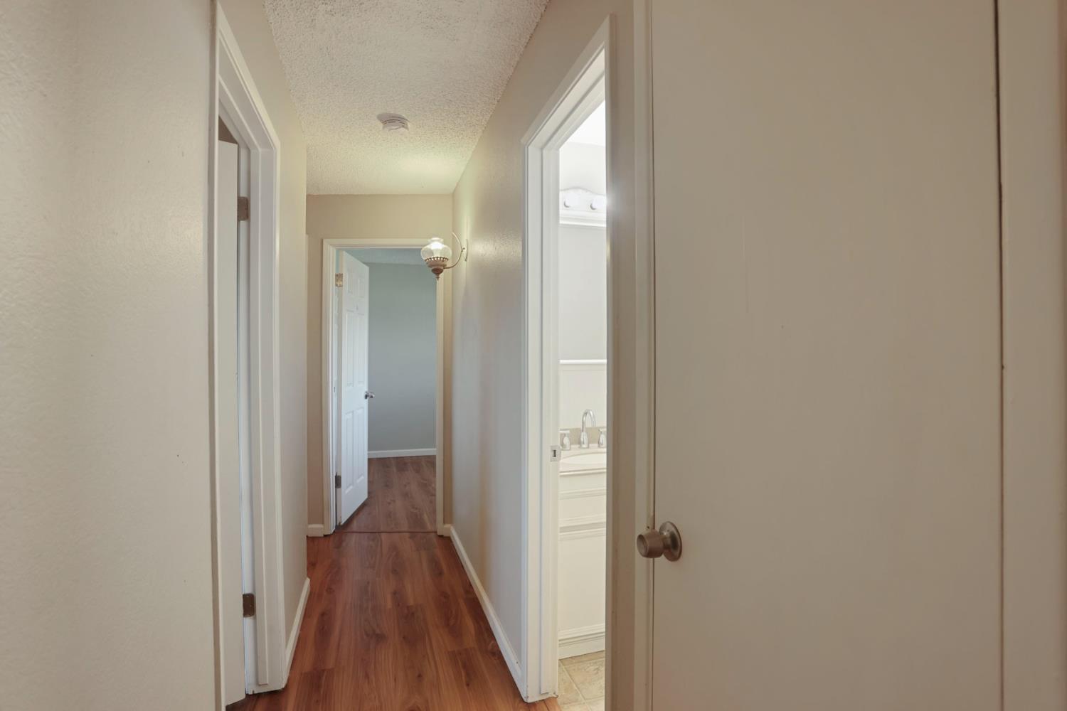 788 Mann Ct, Oakdale, CA 95361