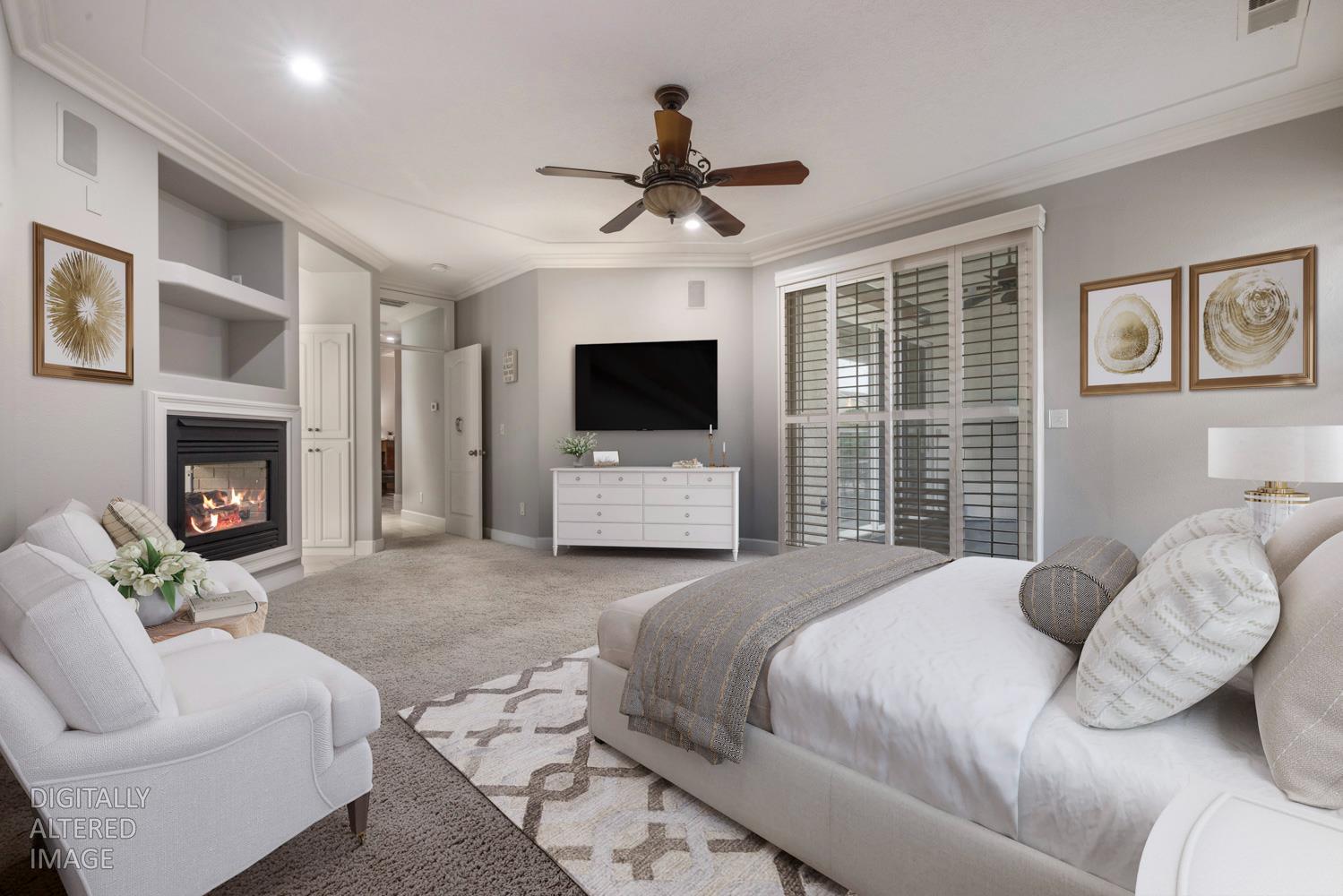 2067 Robin Hood Ln, Merced, CA 95340