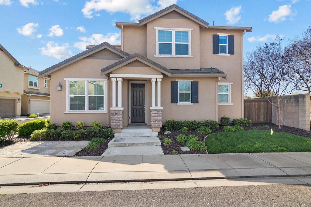 2200 Gallery Dr, Riverbank, CA 95367