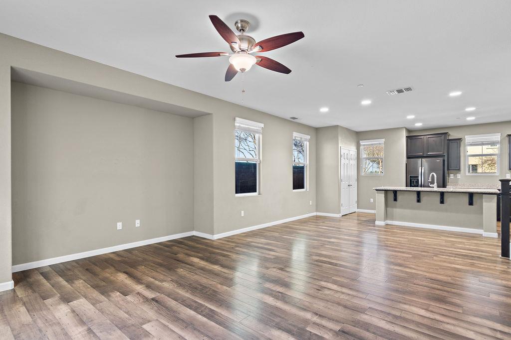 2200 Gallery Dr, Riverbank, CA 95367