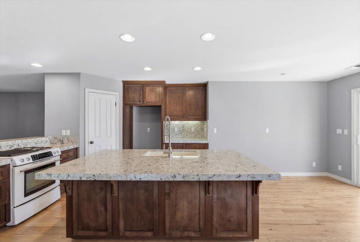 1238 Fiori Ave, Modesto, CA 95350