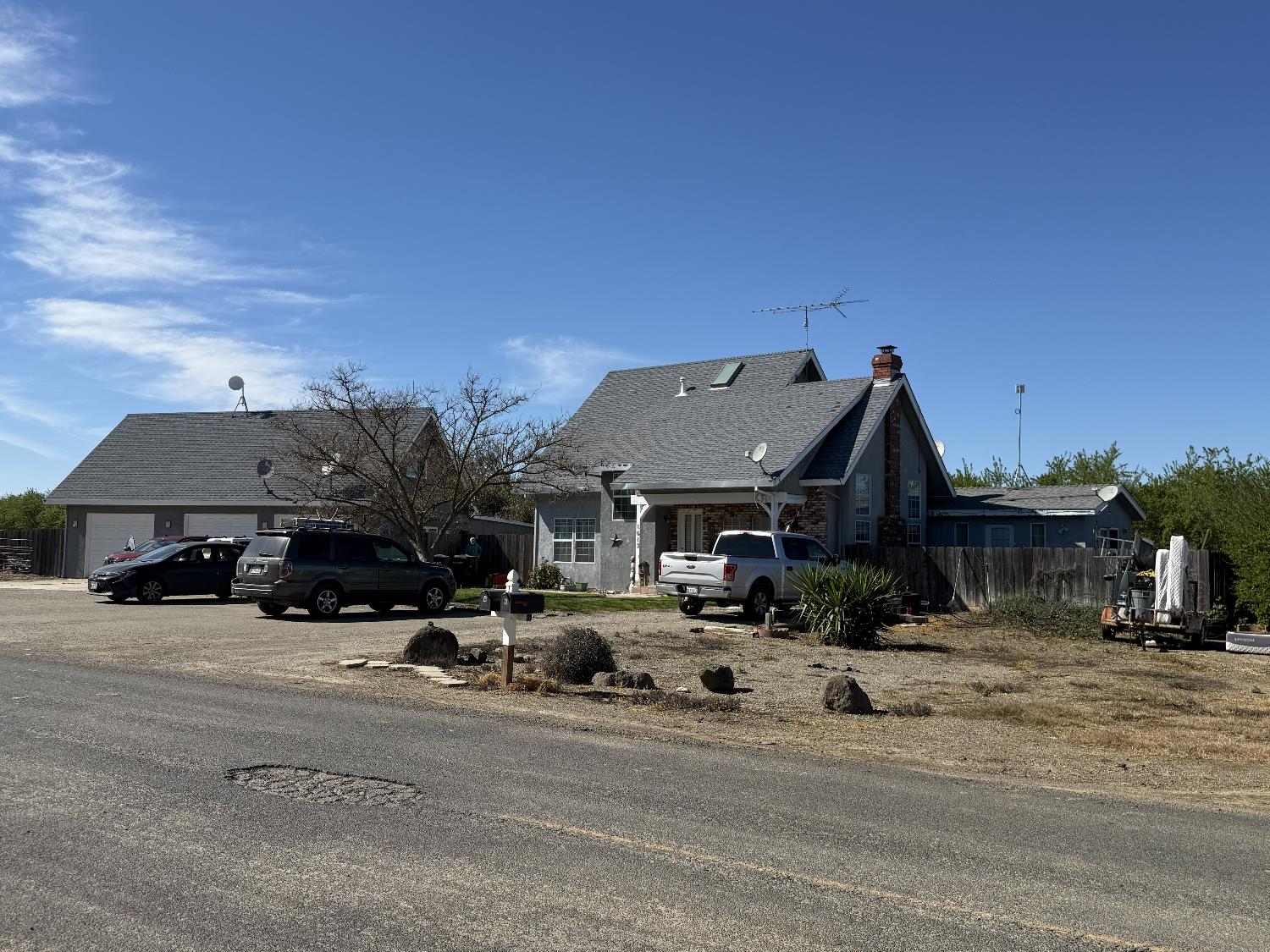 1613 Fig Ave, Patterson, CA 95363