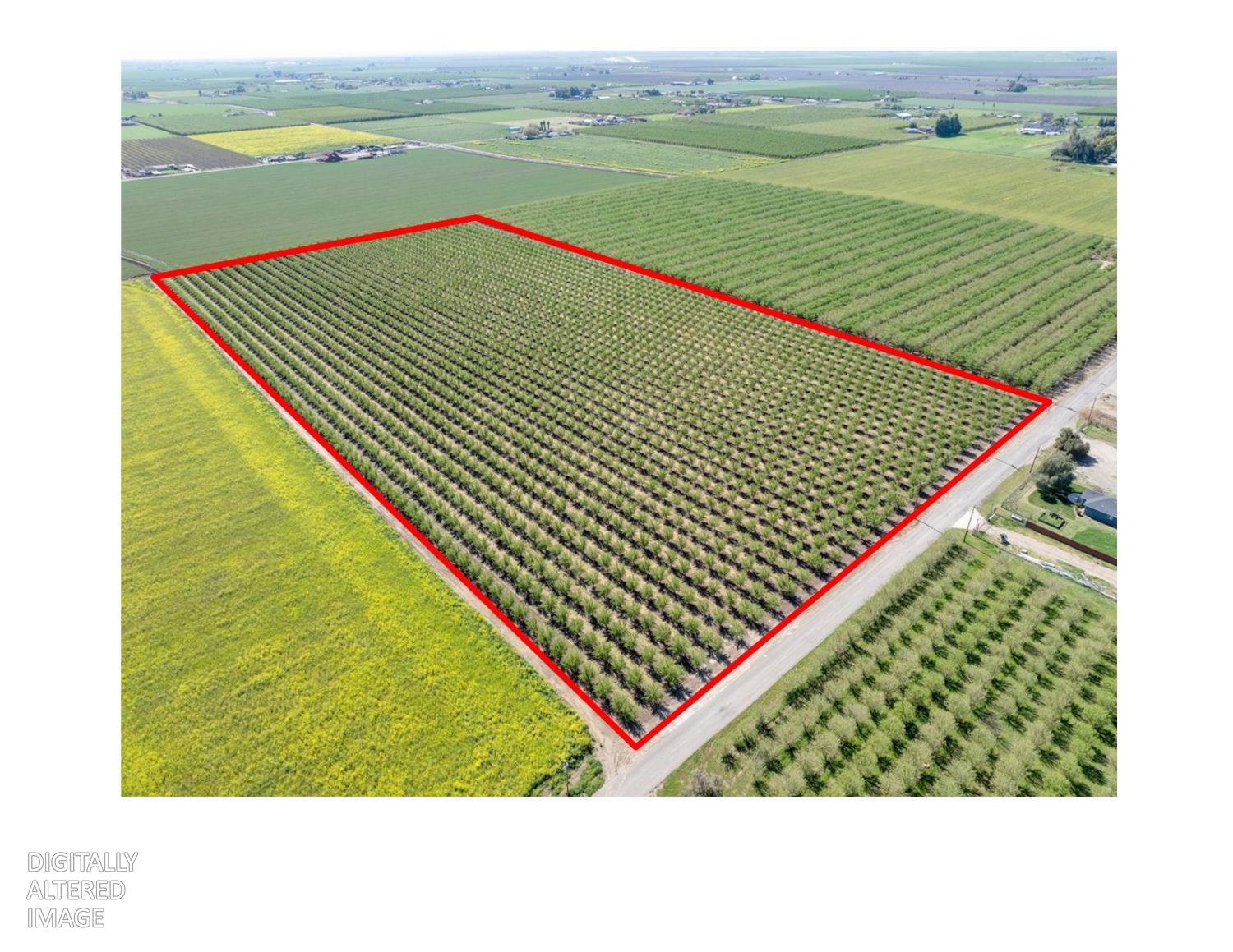 1613 Fig Ave, Patterson, CA 95363