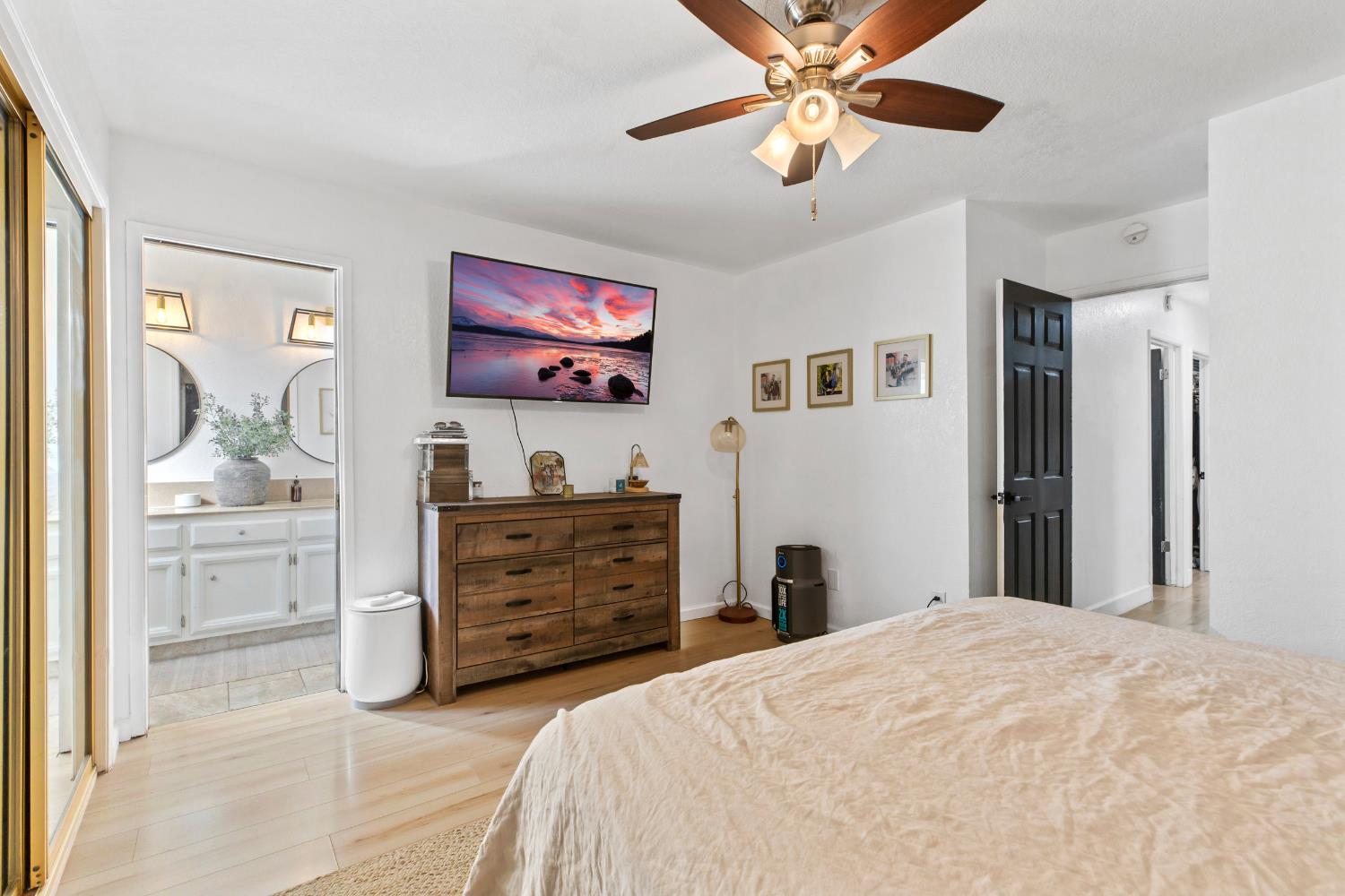 2212 Lavon Ln, Ceres, CA 95307