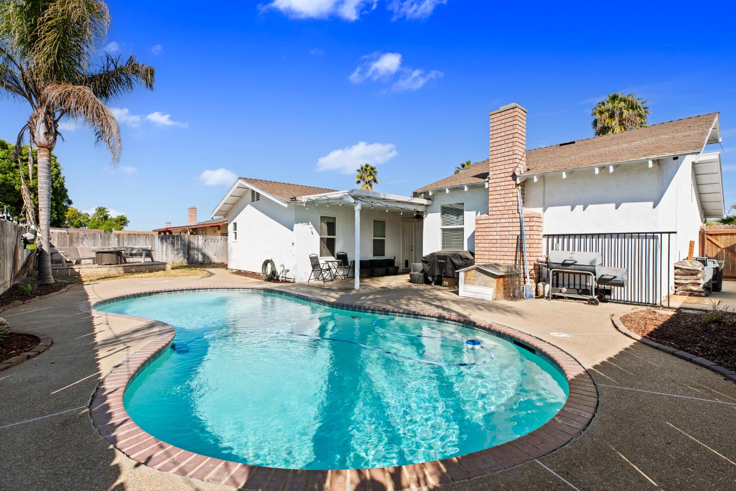 2212 Lavon Ln, Ceres, CA 95307