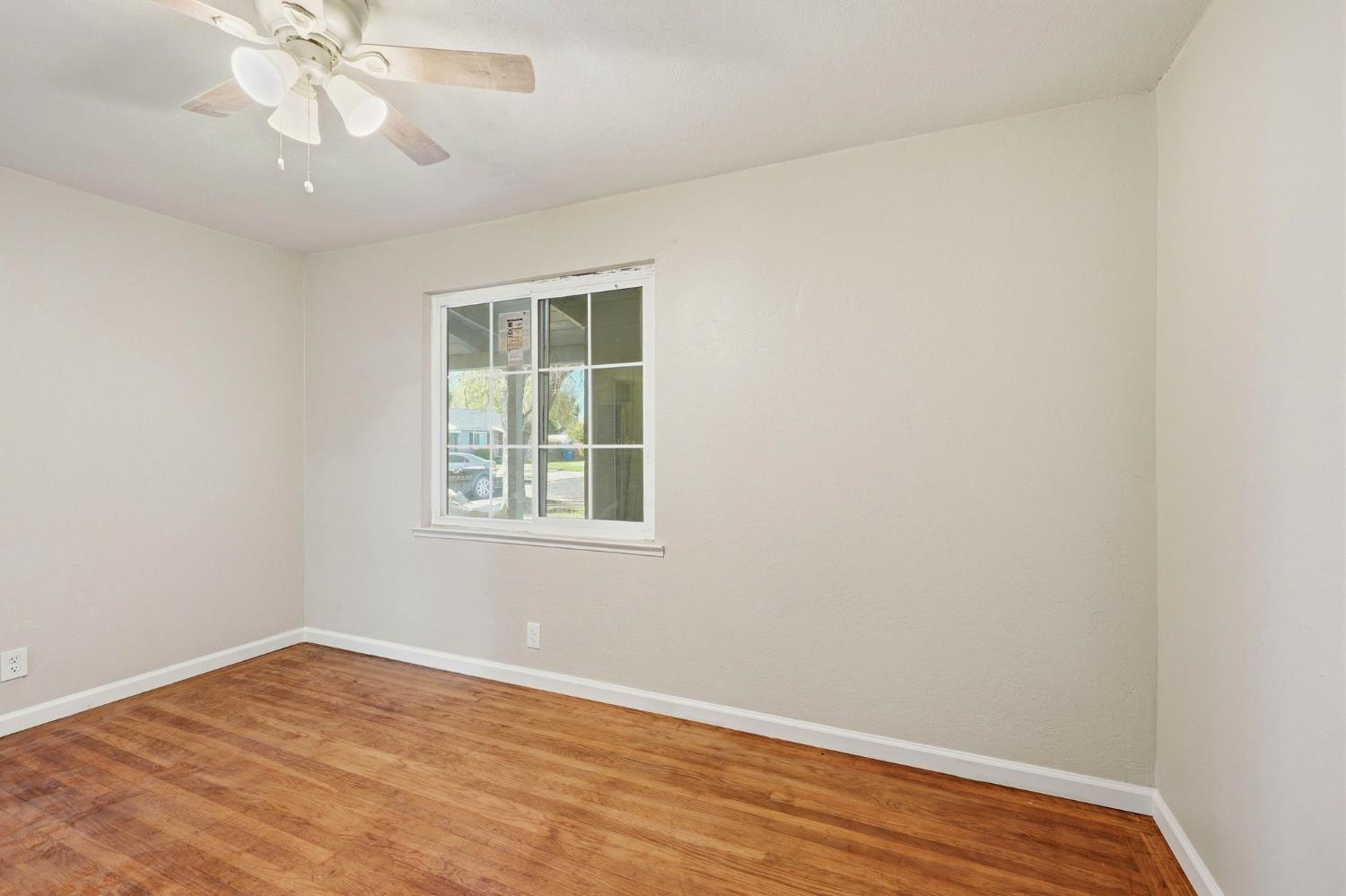 1008 1010 Gemini Ct, Modesto, CA 95355