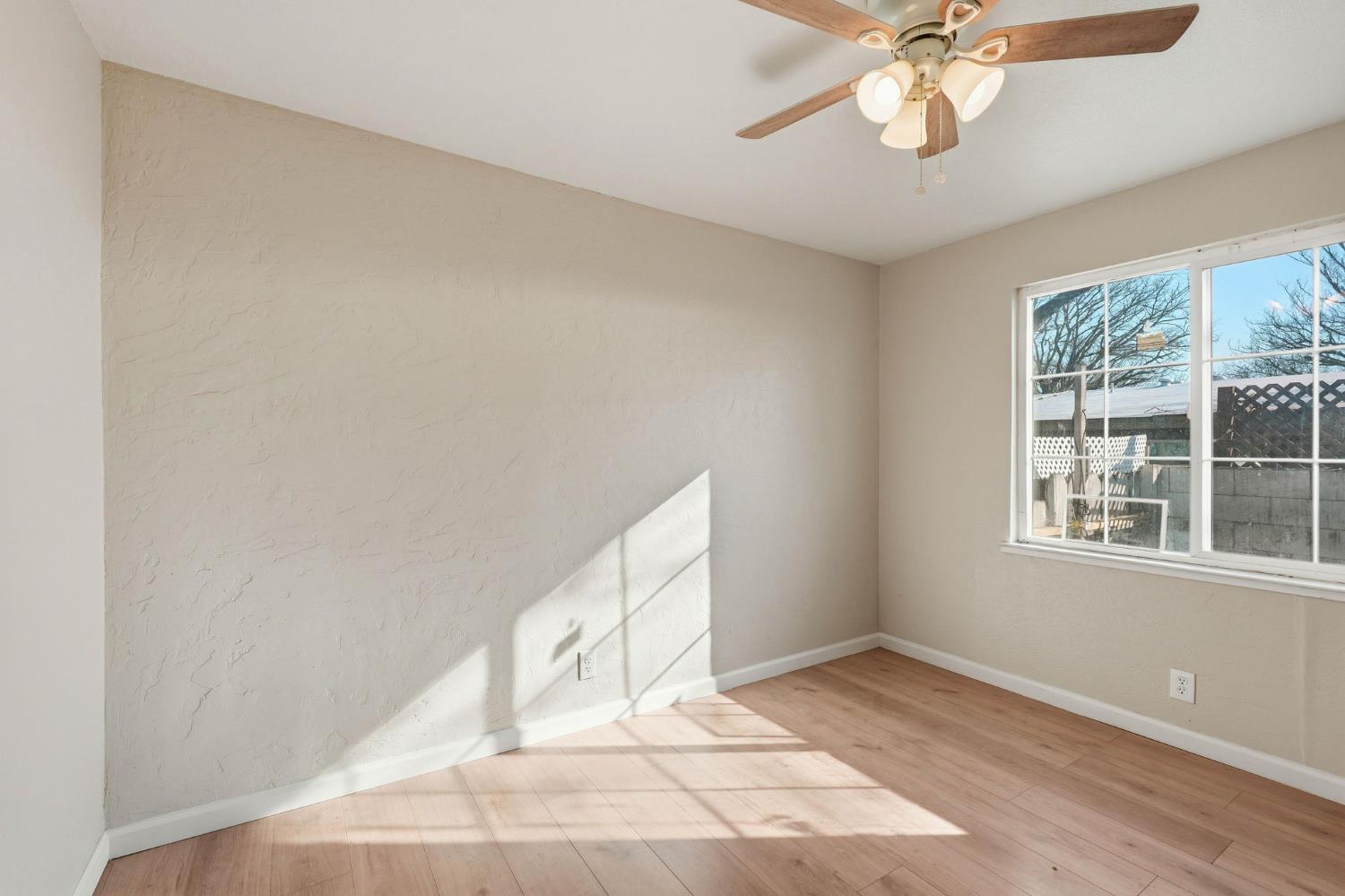 1008 1010 Gemini Ct, Modesto, CA 95355