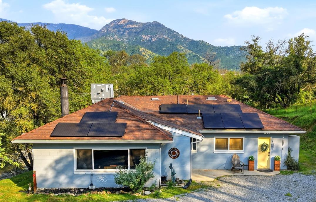 43378 S Fork Dr, Three Rivers, CA 93271