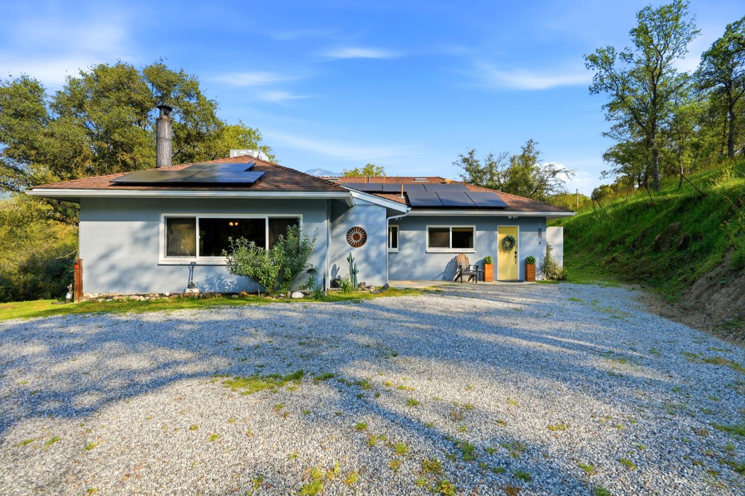 43378 S Fork Dr, Three Rivers, CA 93271