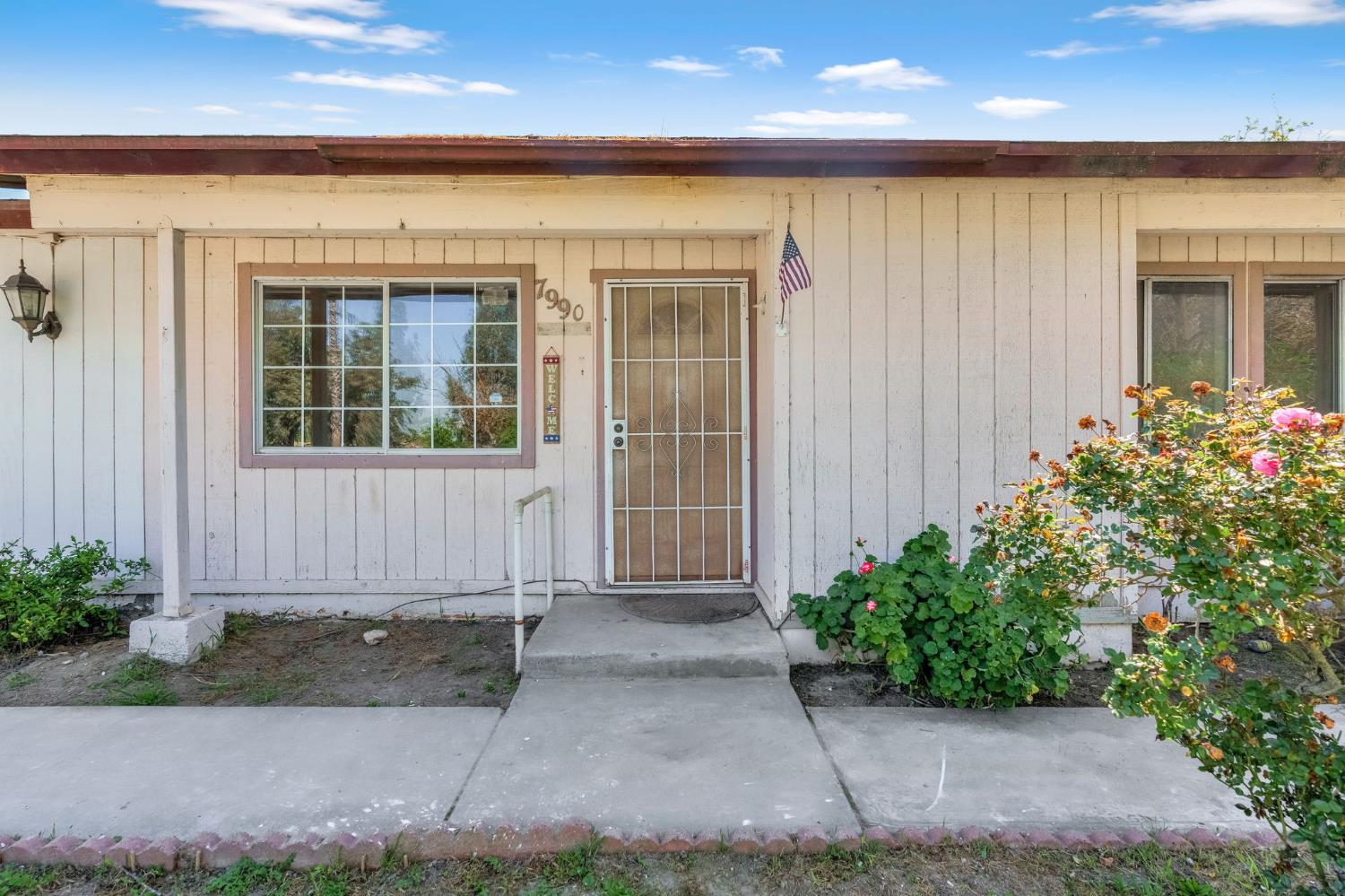 7990 S Mcmullin Grade, Fresno, CA 93706