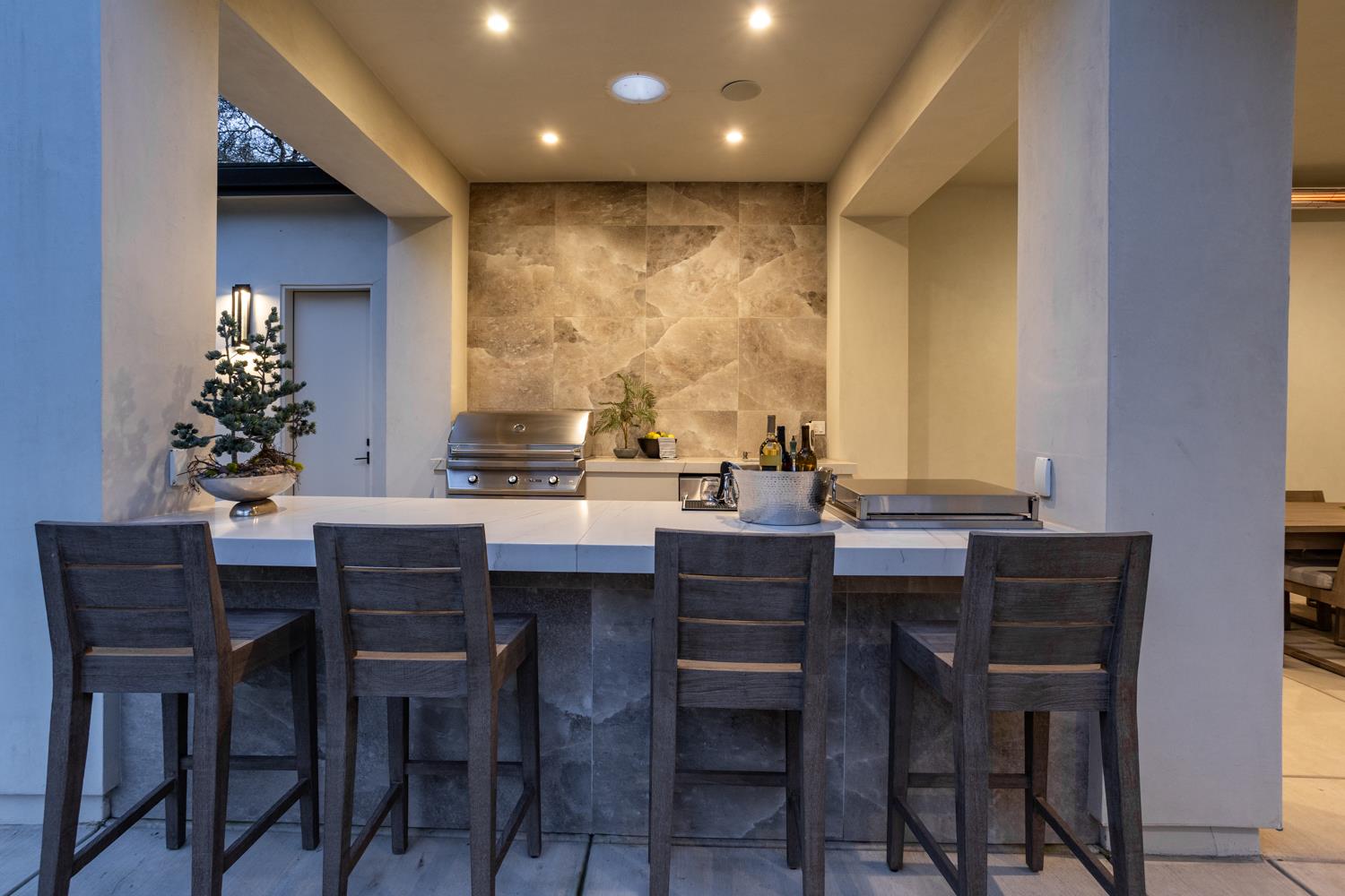 10312 Fox Borough Dr, Oakdale, CA 95361