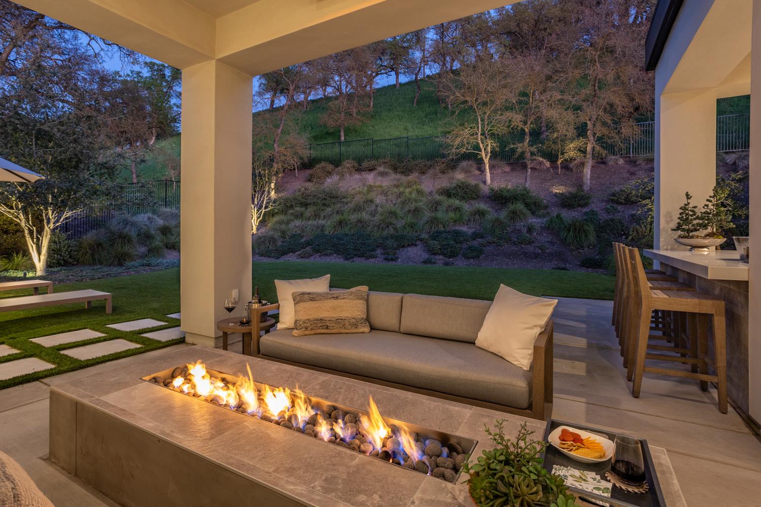 10312 Fox Borough Dr, Oakdale, CA 95361