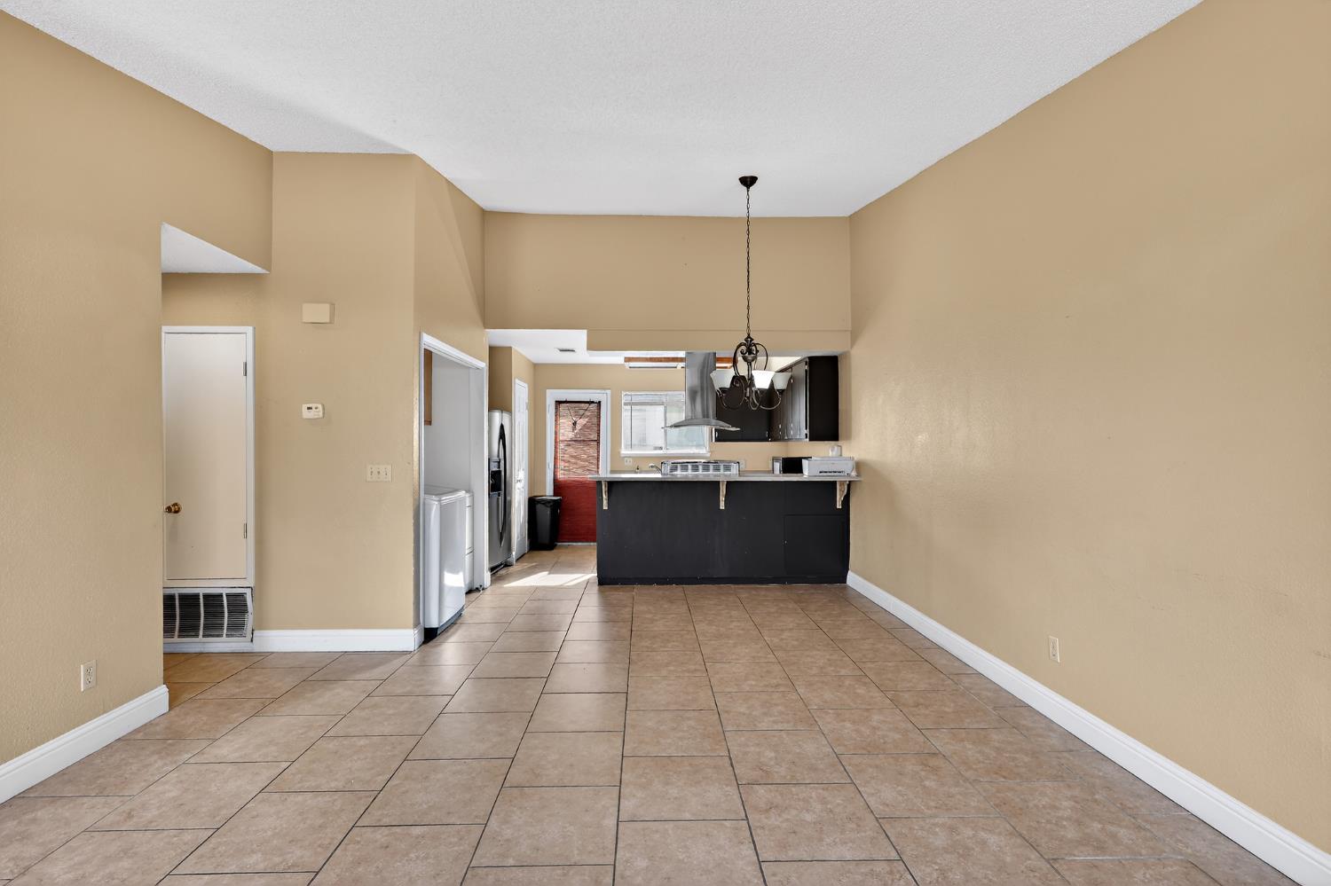 1754 Merced Ave, Merced, CA 95341