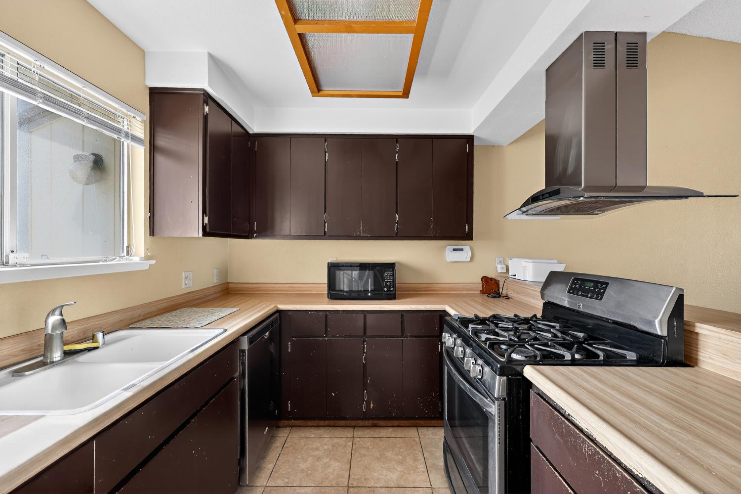 1754 Merced Ave, Merced, CA 95341