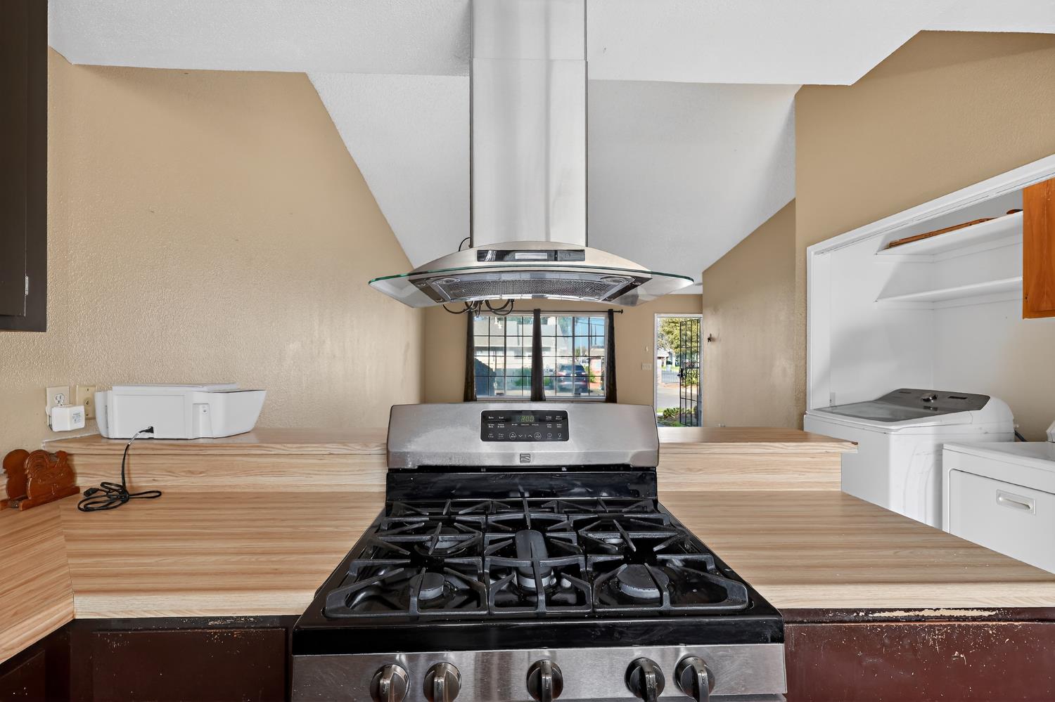 1754 Merced Ave, Merced, CA 95341