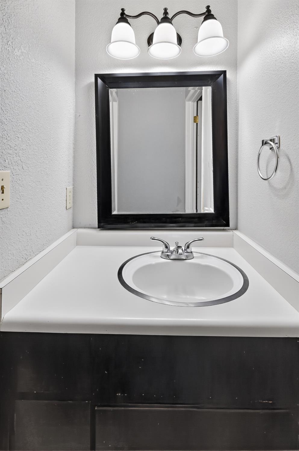 1754 Merced Ave, Merced, CA 95341