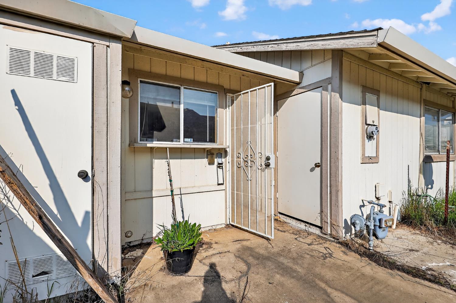 1754 Merced Ave, Merced, CA 95341