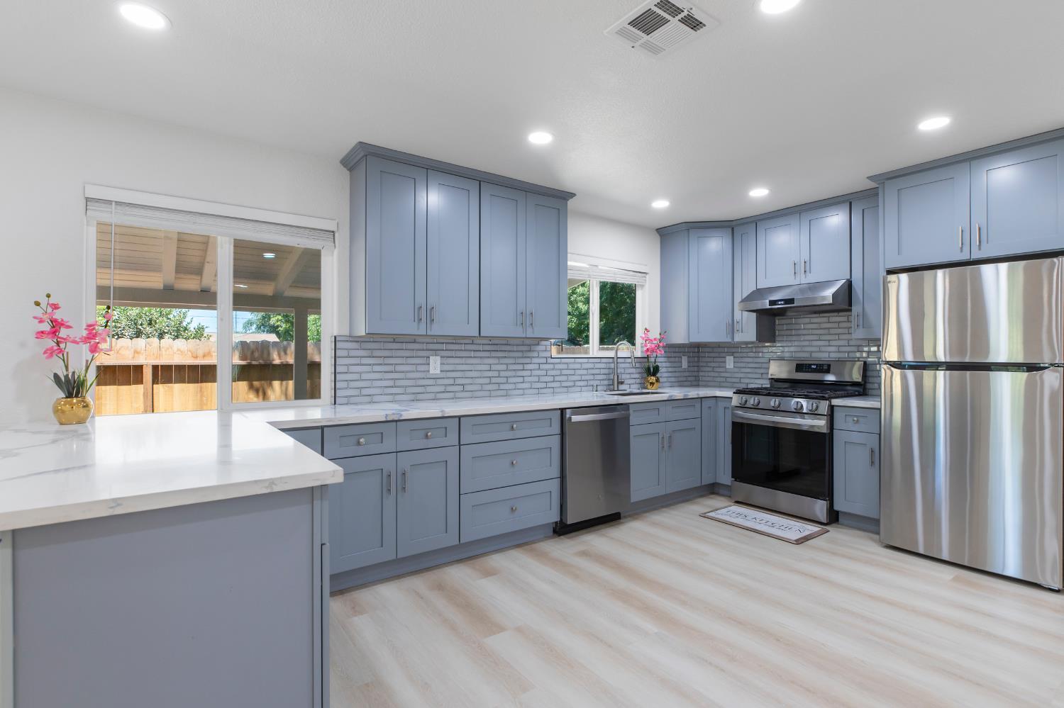 403 Kerr Ave, Modesto, CA 95354