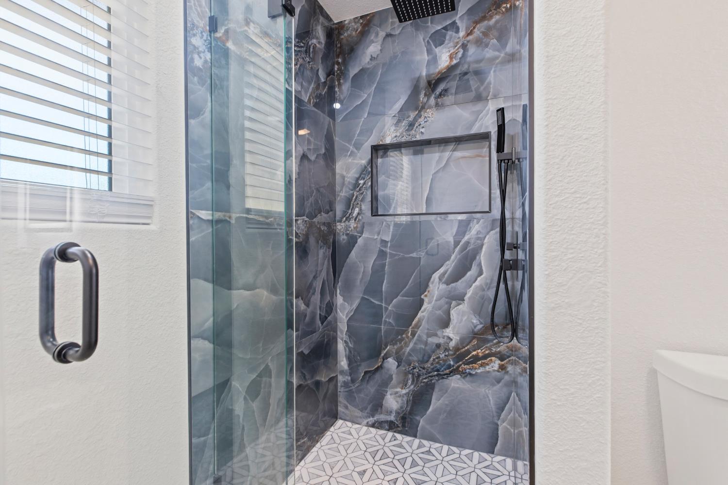 403 Kerr Ave, Modesto, CA 95354