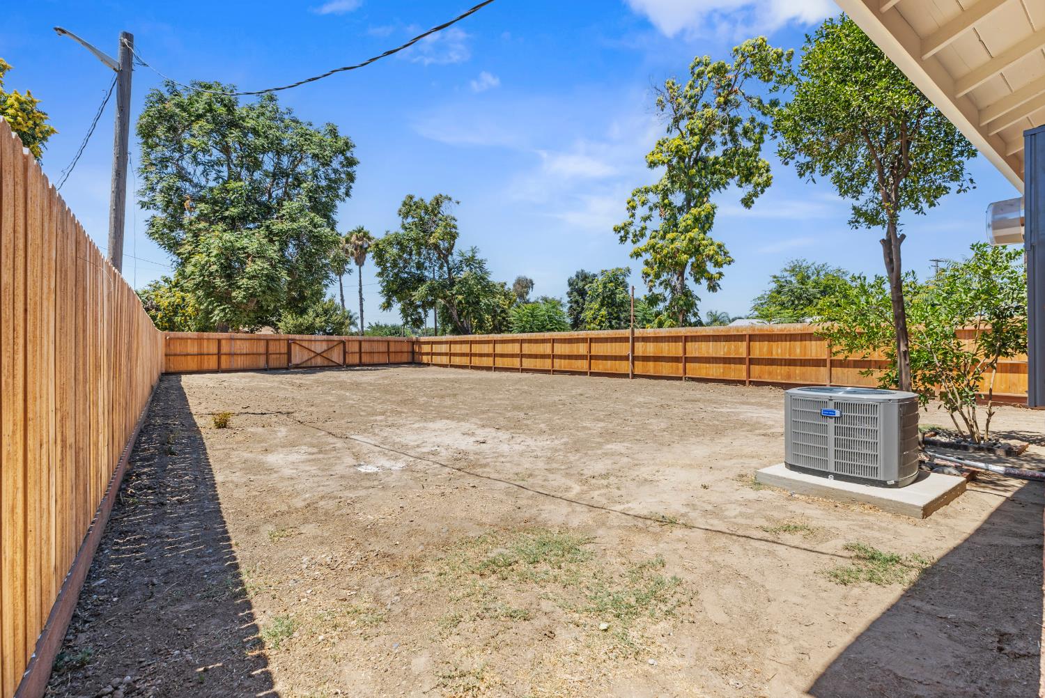 403 Kerr Ave, Modesto, CA 95354