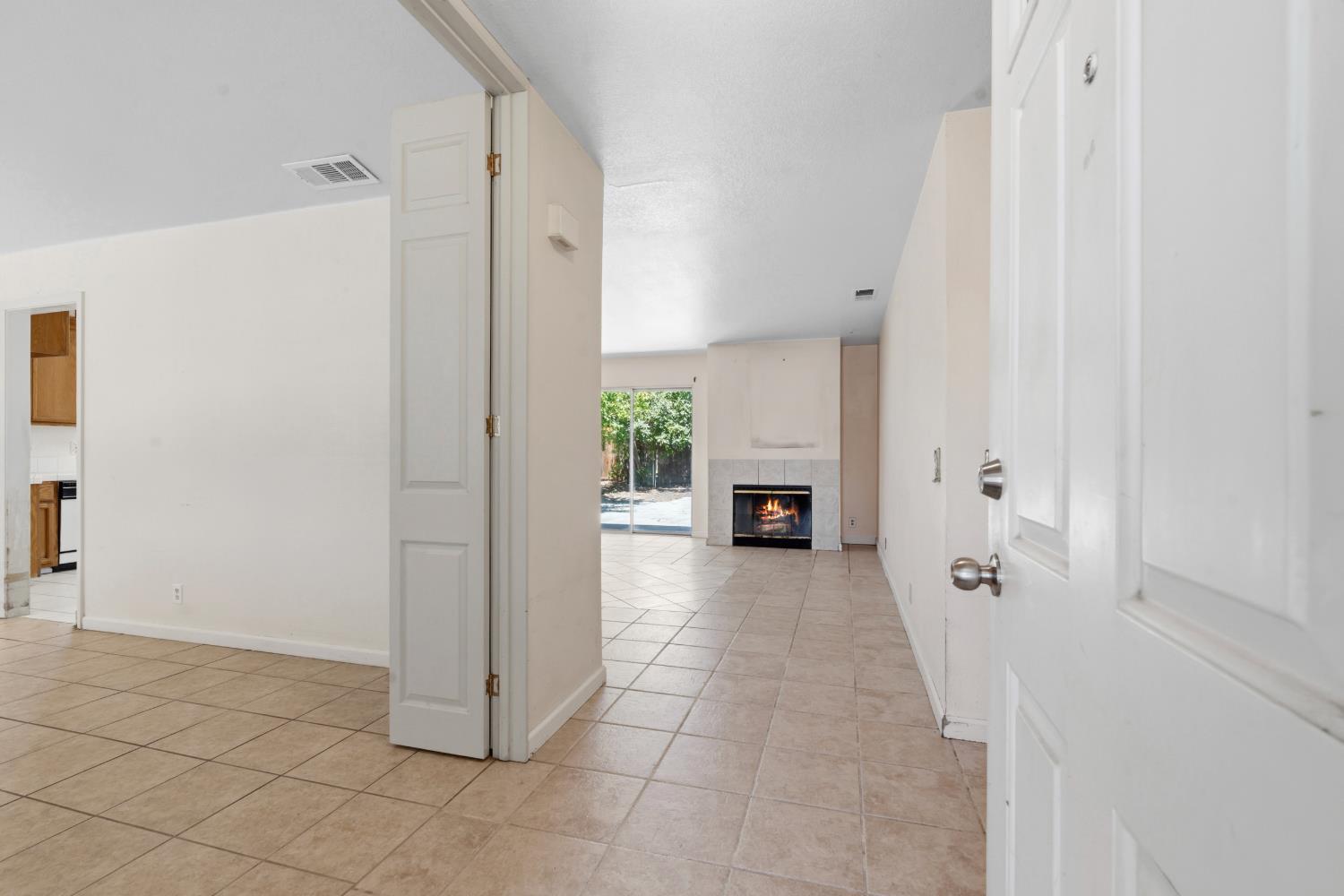 1285 Bonta Ave, Gustine, CA 95322