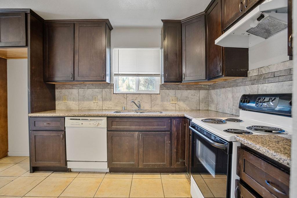 3360 3366 R St, Merced, CA 95348