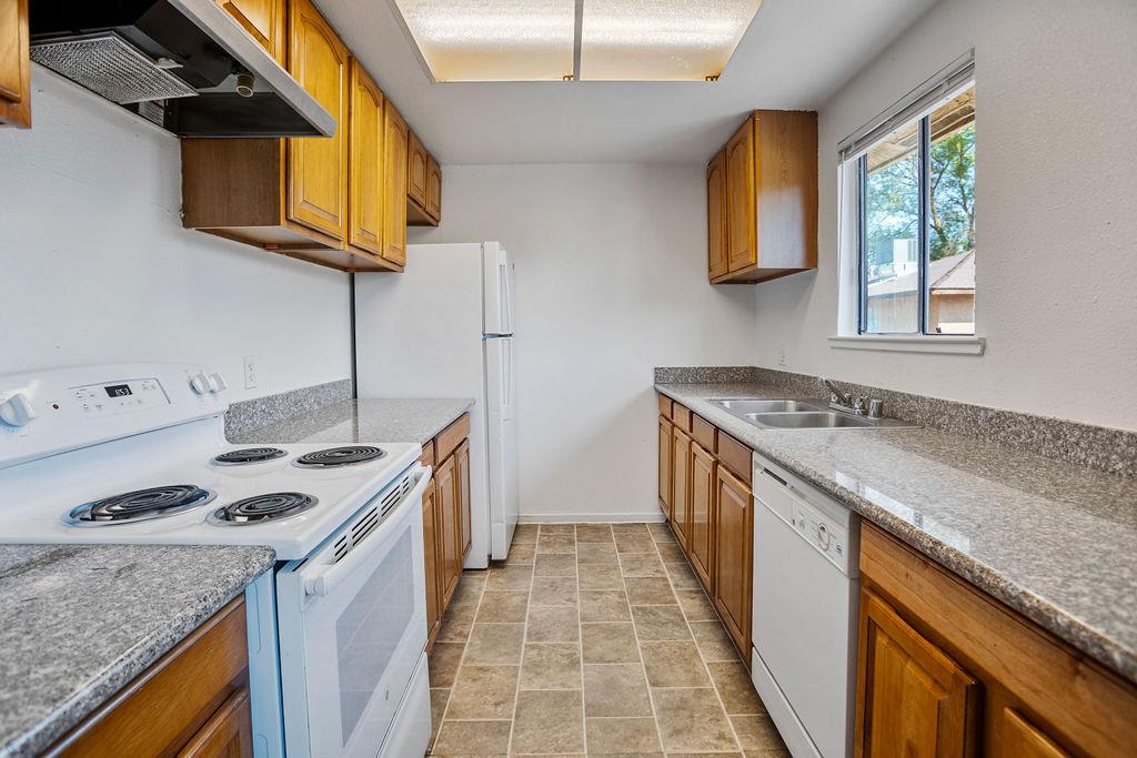 3360 3366 R St, Merced, CA 95348