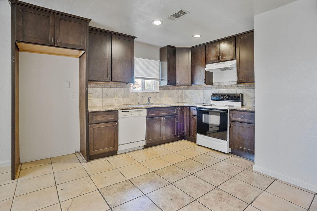 3360 3366 R St, Merced, CA 95348