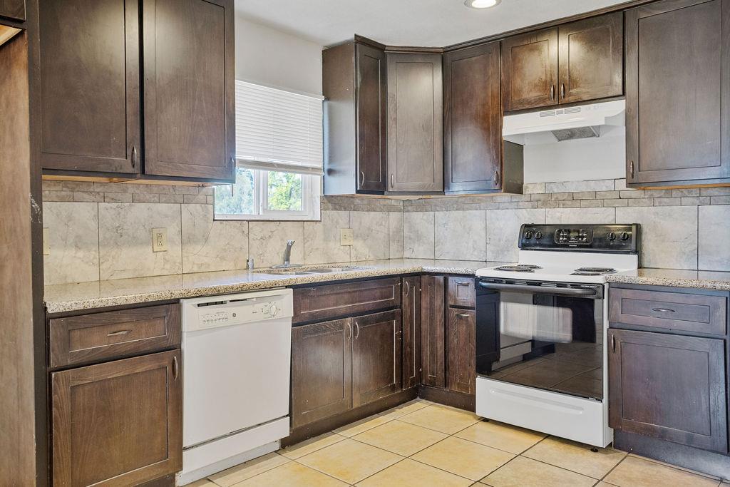 3360 3366 R St, Merced, CA 95348