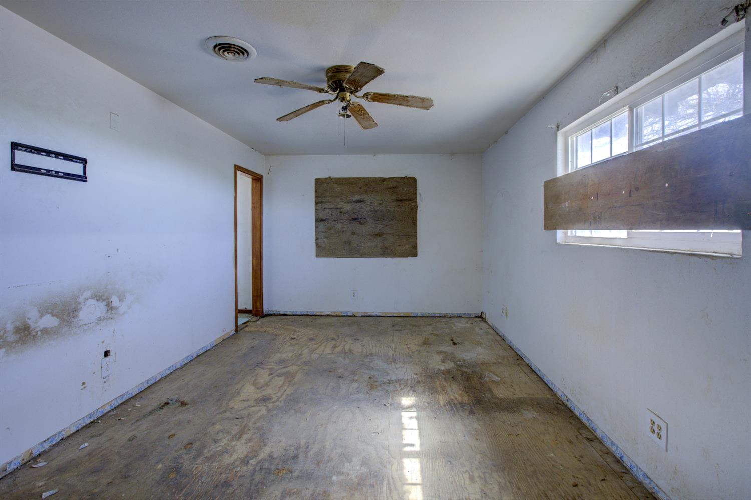 873 Loquat Ave, Patterson, CA 95363