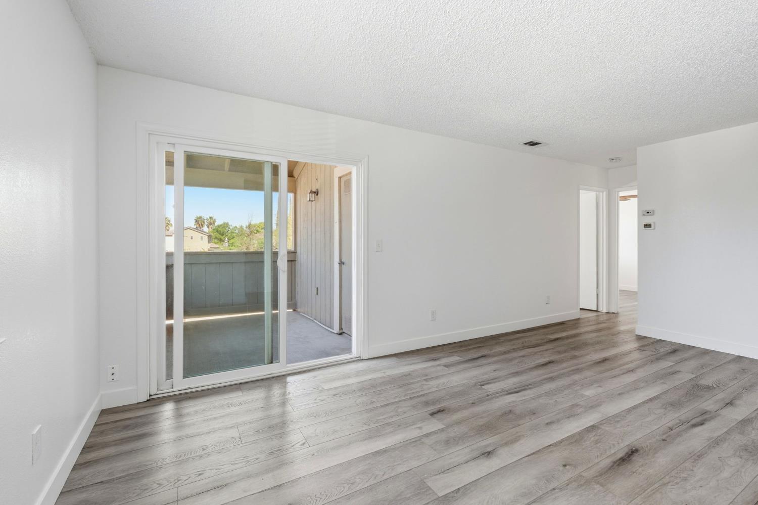 426 Cherry Ln #H, Manteca, CA 95337