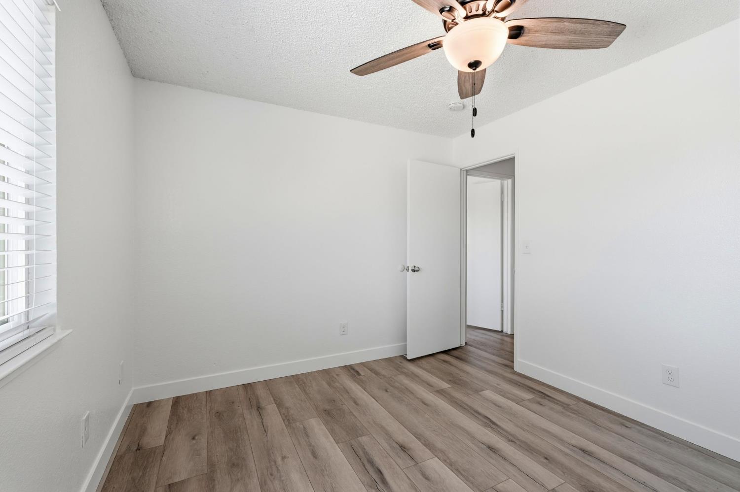 426 Cherry Ln #H, Manteca, CA 95337