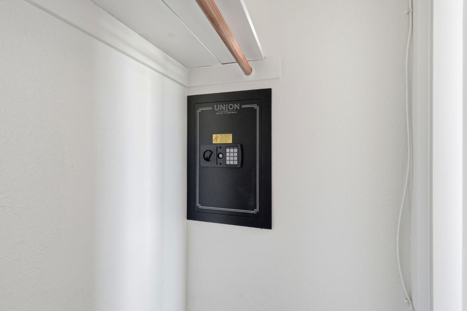 426 Cherry Ln #H, Manteca, CA 95337