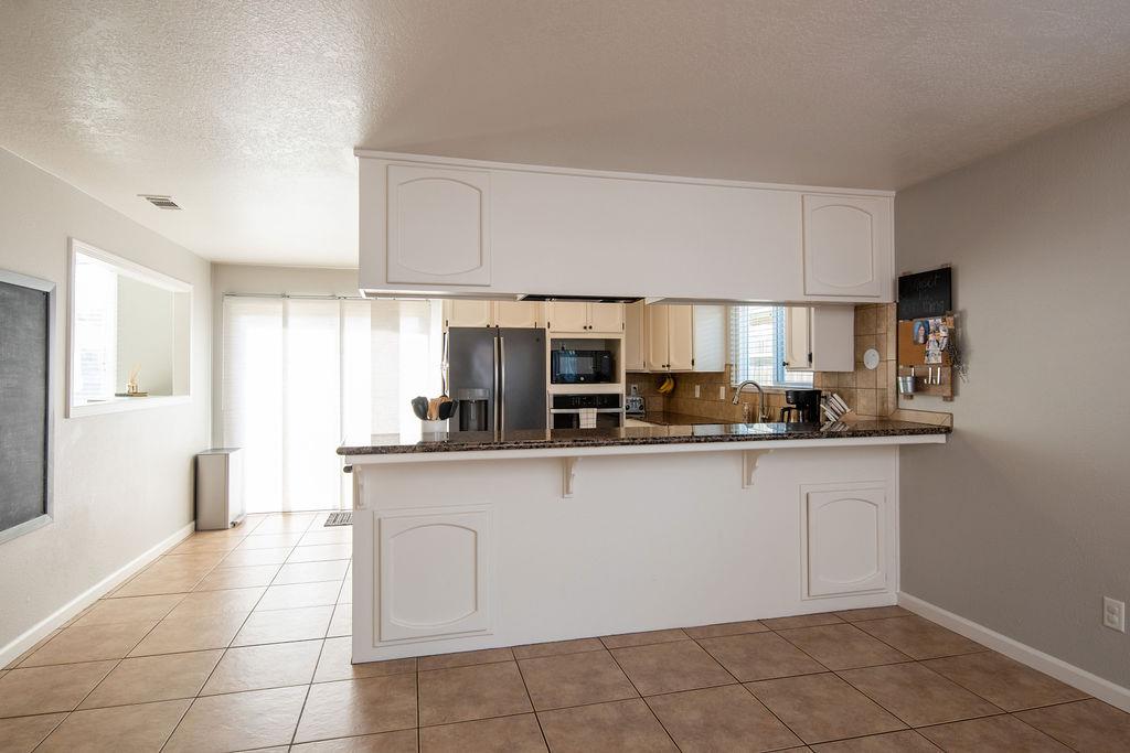 1957 Blue Spruce Dr, Oakdale, CA 95361