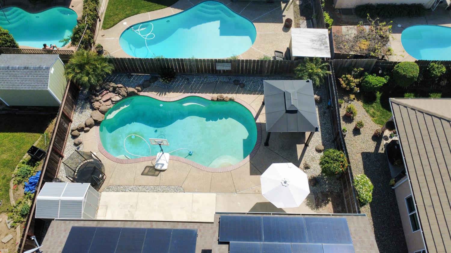 1957 Blue Spruce Dr, Oakdale, CA 95361