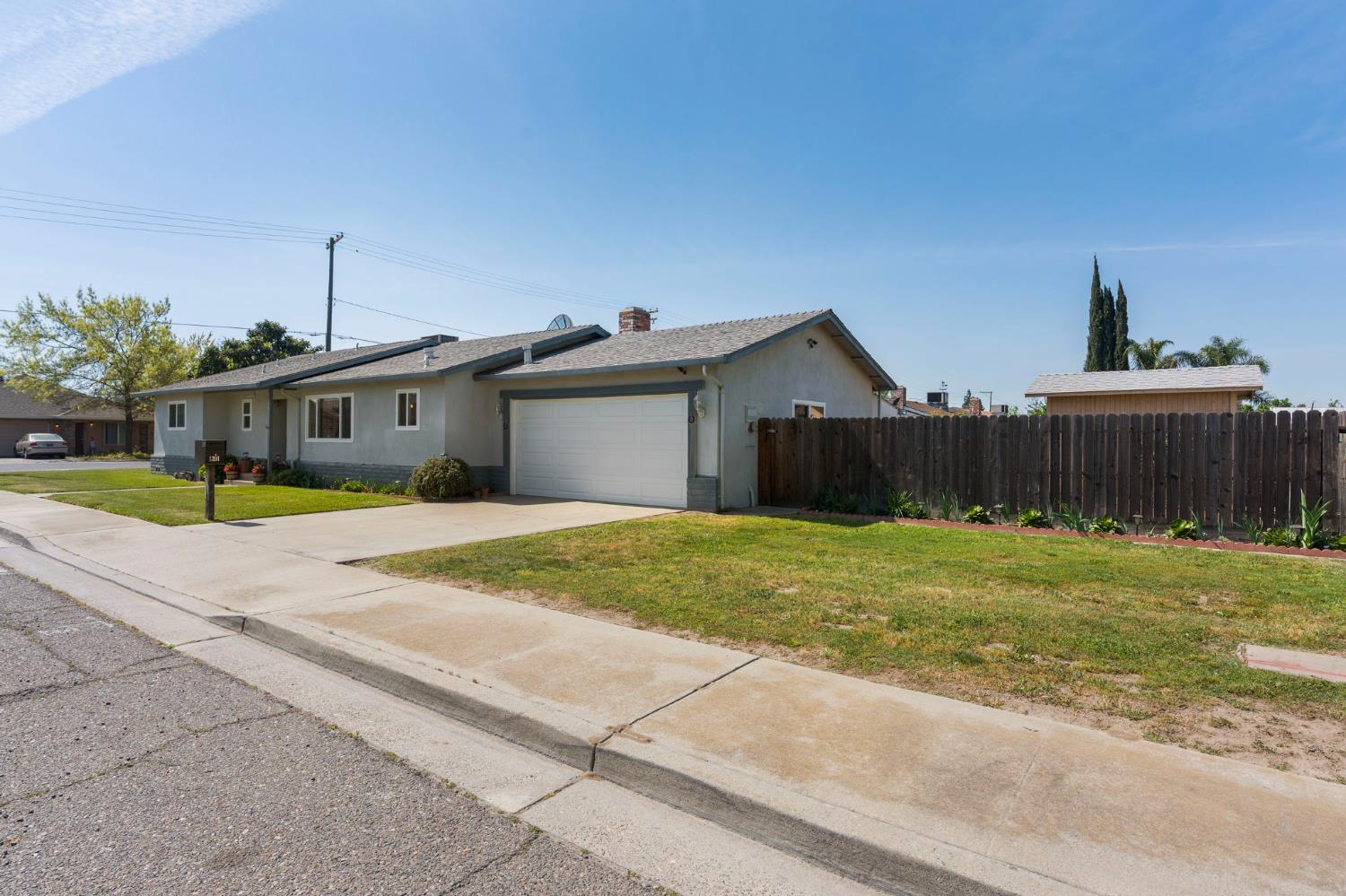 1391 S Orange St, Turlock, CA 95380