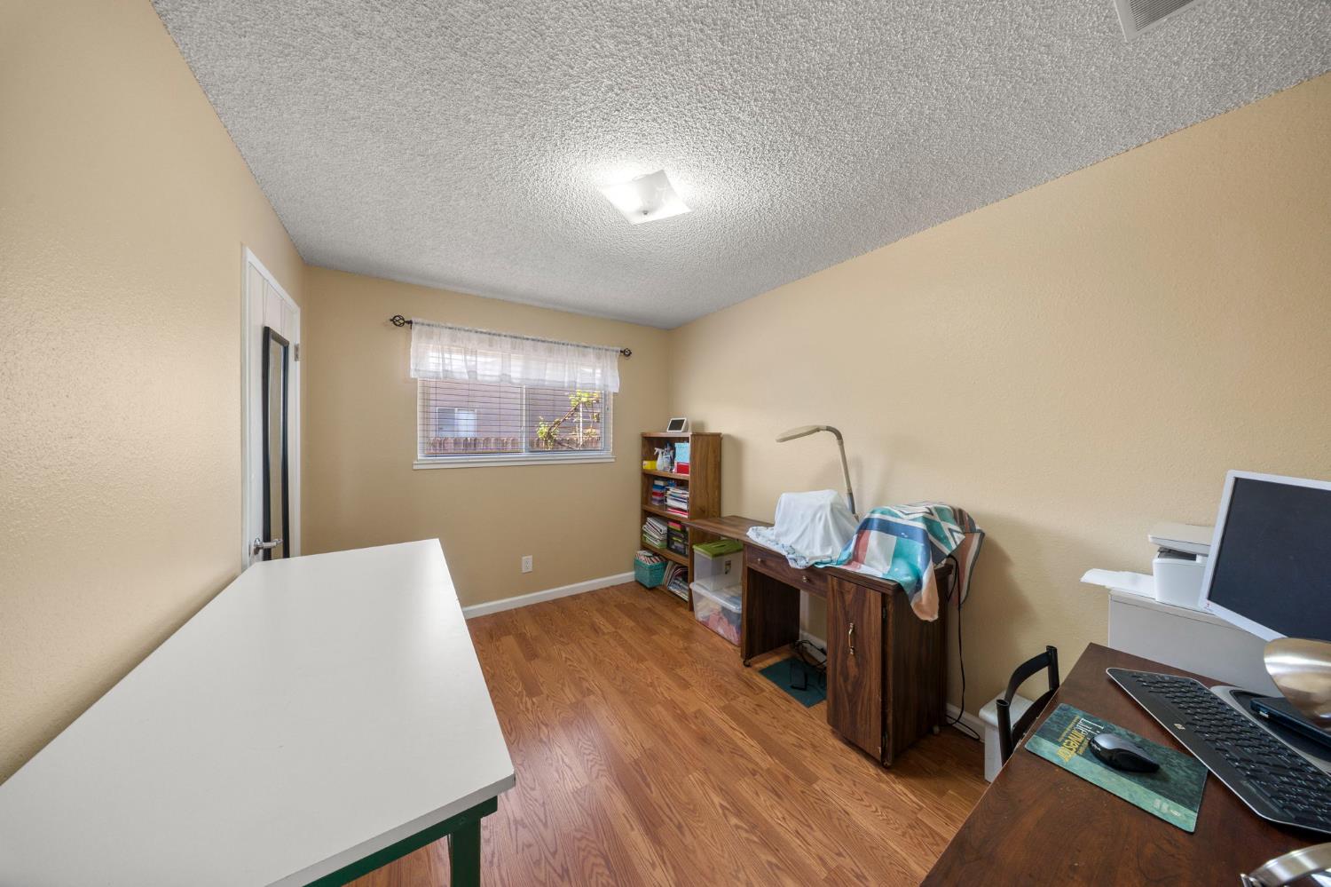 1391 S Orange St, Turlock, CA 95380