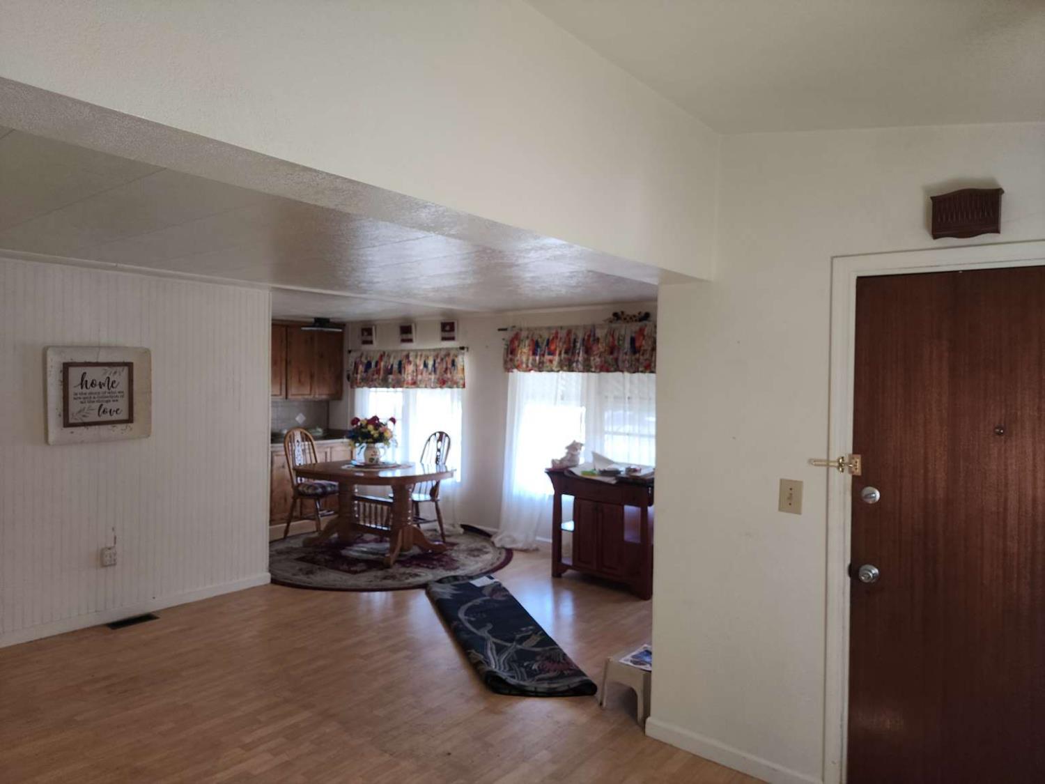 2505 Jackson Ave #132, Escalon, CA 95320