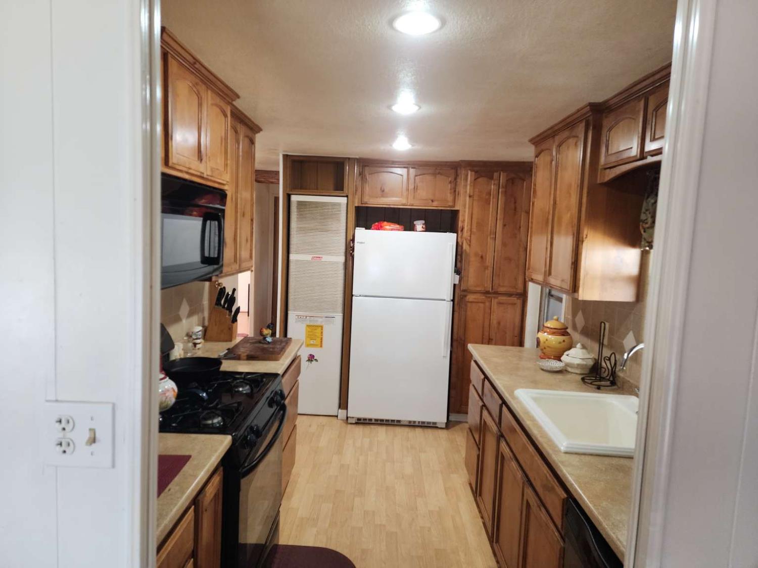 2505 Jackson Ave #132, Escalon, CA 95320